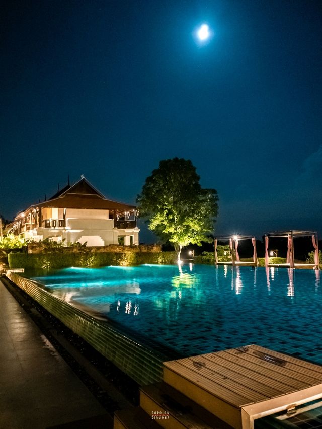 รีสอร์ทสุดหรูที่สะท้อนความเป็นเอกลักษณ์ของสุโขทัยและล้านนา