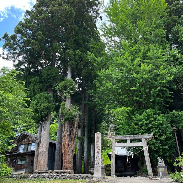 現時生活中嘅茅屋部落-日本相倉合掌村