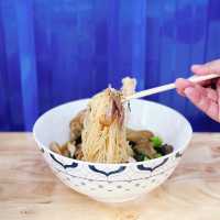 ก๋วยเตี๋ยวไก่กุ๊กๆ โครตอร่อย บางขุนเทียน