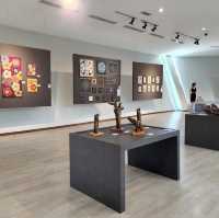 Amazing art museum 