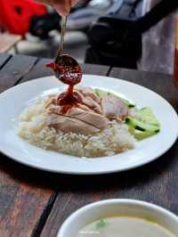 โก้คุ้น ข้าวมันไก่ ตะกั่วป่า จ.พังงา