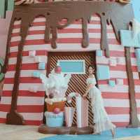 คาเฟ่ธีมหมู่บ้านขนมหวาน สวยดั่งเทพนิยาย