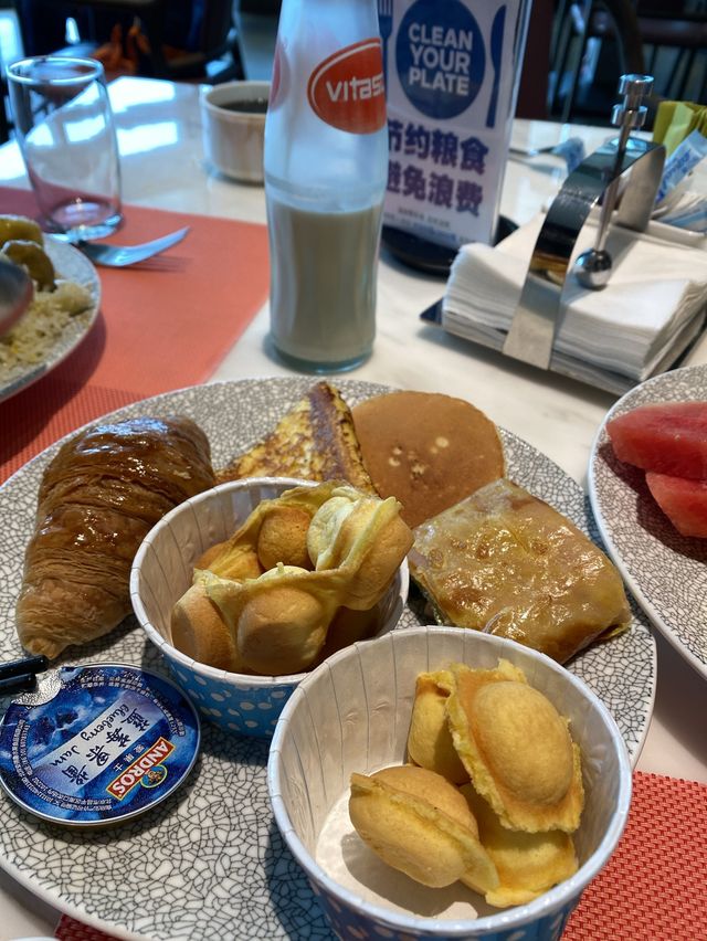 深圳龍華希尔頓逸林酒店