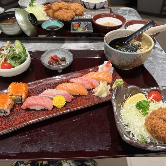 吉列豬扒專門店之抵食午市套餐