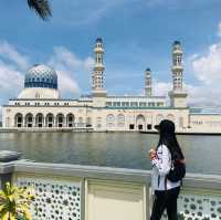 馬來西亞🇲🇾沙巴旅遊景點📍水上清真寺🕌️Floating Mosque (Kota Kinabalu City Mosque)