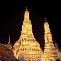 วัดอรุณฯ ยามเย็นที่งดงาม