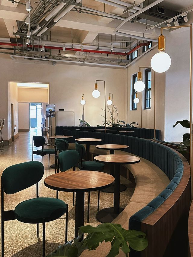《台南》警察署改建的美術館 林志玲包場舉辦婚禮-台南美術館一館