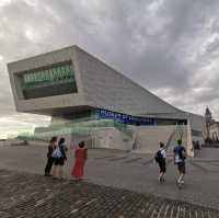 A walk around the Liverpool Docks