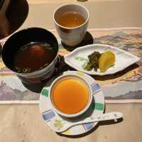 翠嵐楼の夕食が食べきれないほど豪華（2023年11月宿泊）