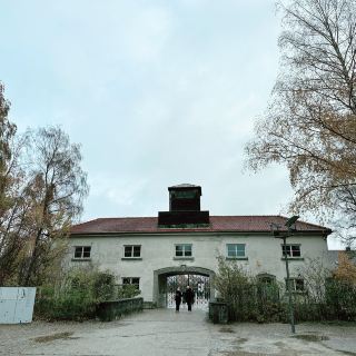 การทำงานทำให้คุณเป็นอิสระ