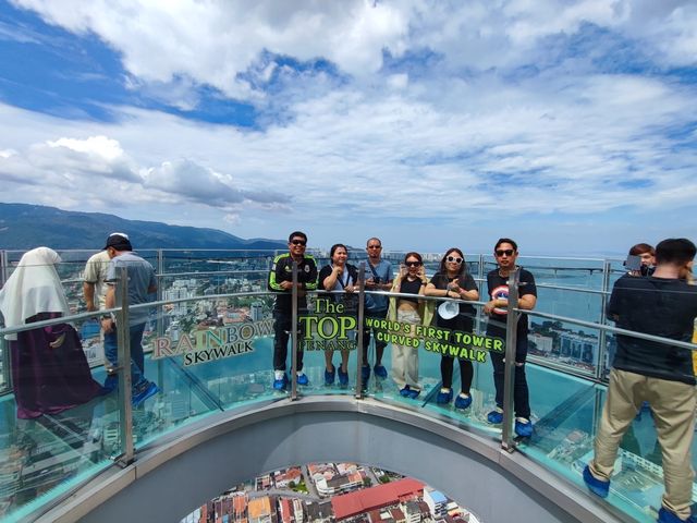 ชวนก๊วนชม Skywalk บนตึกที่สูงที่สุดในเกาะปีนัง