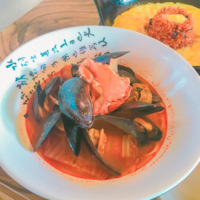 우도 바다 바로 앞🩵 필수 스팟! 한라산 볶음밥✨
