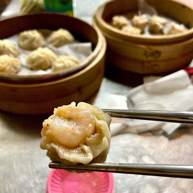 臨江夜市·爆汁小籠湯包，超美味！