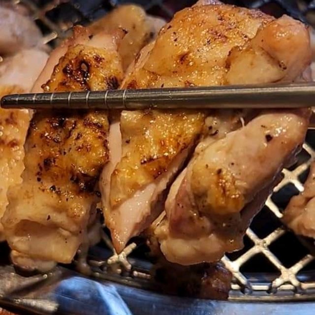 弘大必吃💪 宋江到訪 🔥碳烤特色雞肉料理