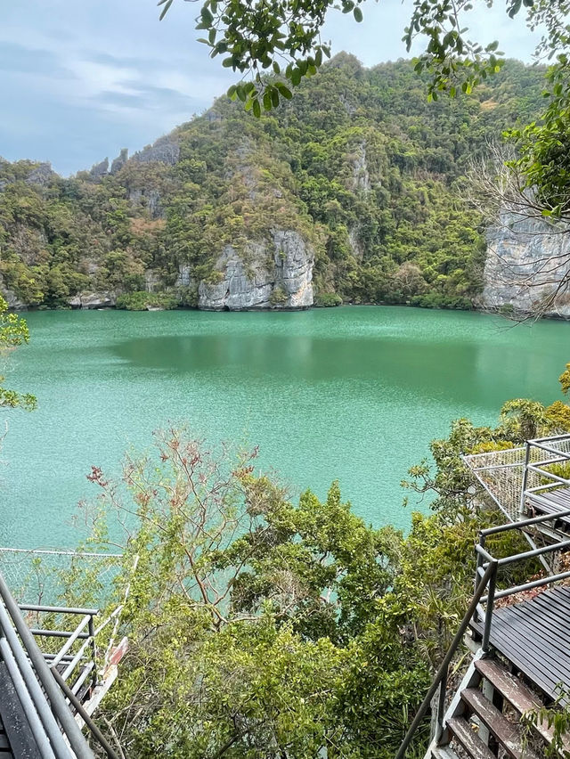ทะเลใน | หมู่เกาะอ่างทอง