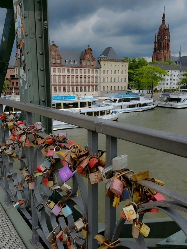 【Frankfurt, Germany 🇩🇪】🌭🥨🌮🍺