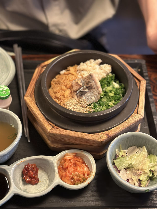 아늑한 밥집 분위기에 😌정갈하고 따듯한 솥밥이 맛있는 🥘 용산 한남동 맛집 투어