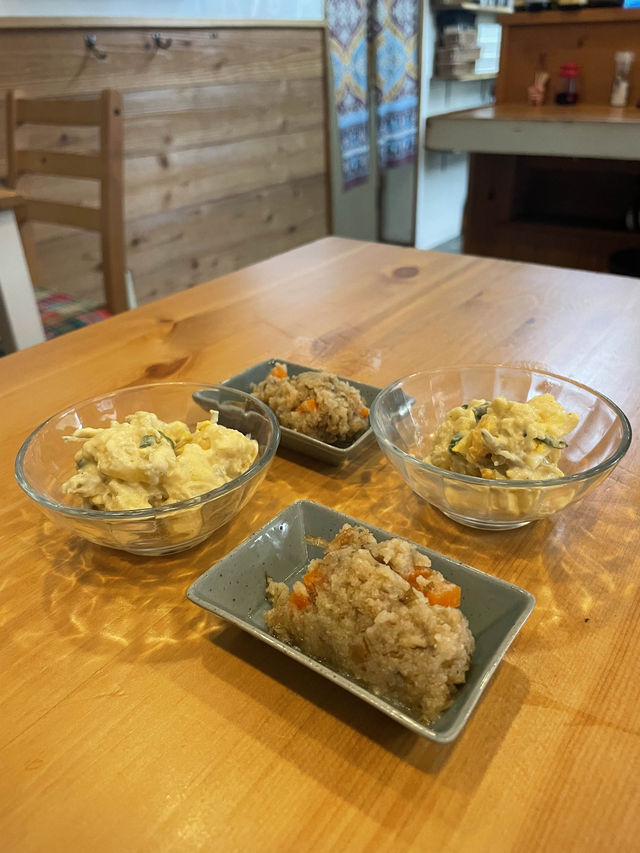 兵庫　明石魚の棚にある爆盛り海鮮丼🐟