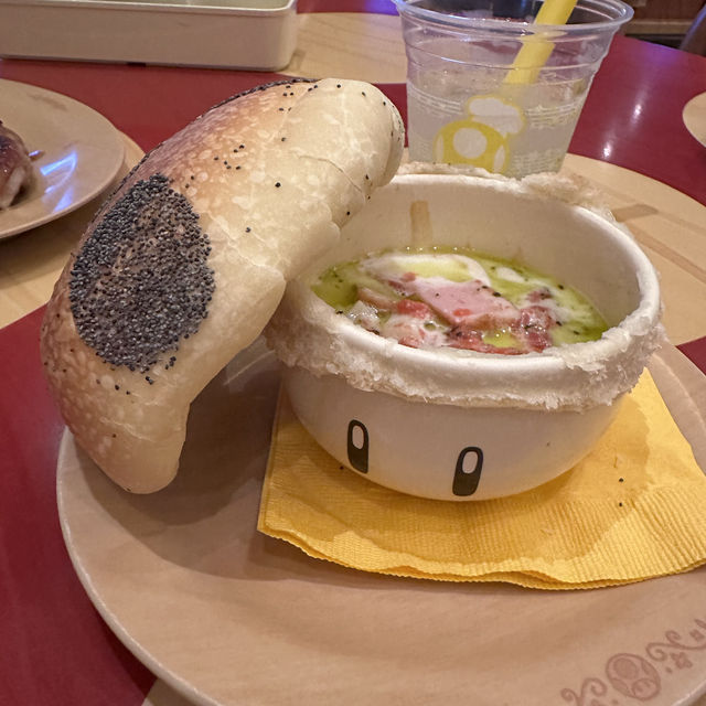 【大阪観光/グルメ】キノピオのレストラン