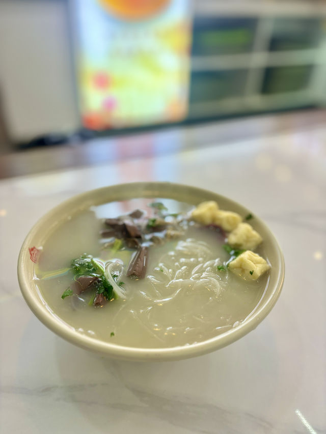 【南京】老張興小吃城：品嘗南京地道小吃的一站式體驗