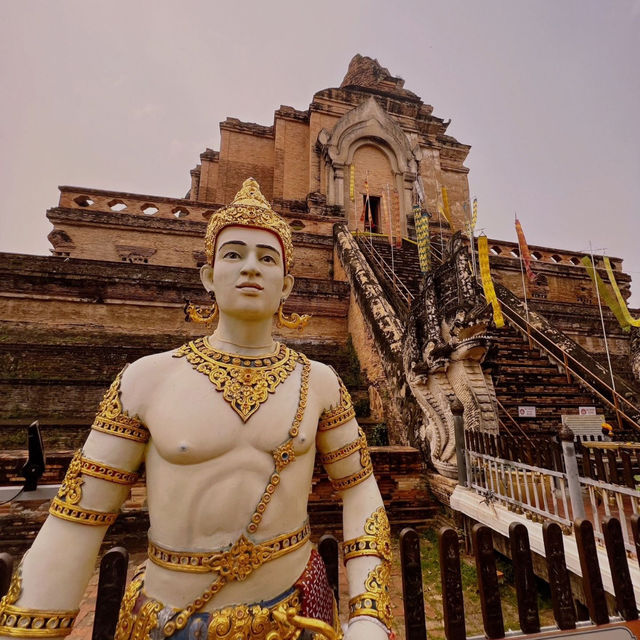 Chiang Mai: Tranquil Temples and Lush Landscapes
