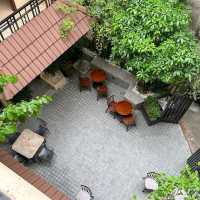 THE YARD CAFE & BISTRO