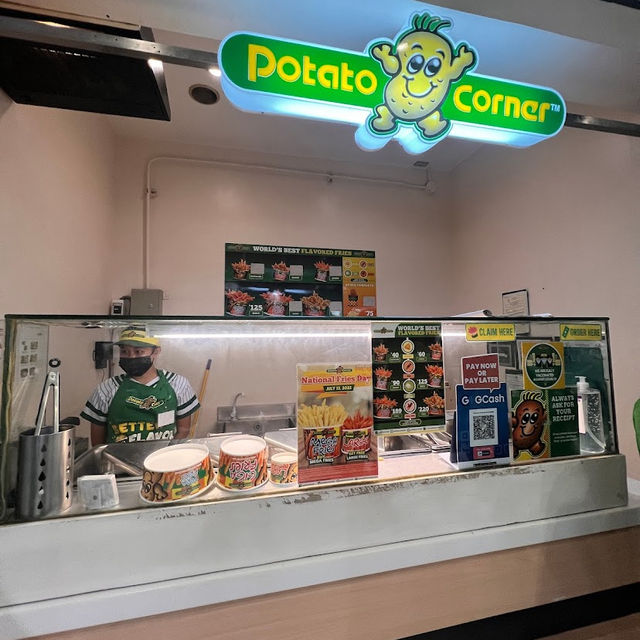 【セブ島】カリカリ揚げたてのポテトにオリジナルフレーバーがたまらん