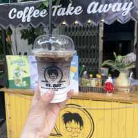 ダナン大聖堂周辺にはオシャレなカフェや雑貨屋さんが沢山！