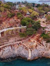 ช่องเขาขาด หาดหินกลม เกาะสีชัง ชลบุรี 