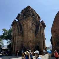 ปราสาทหิน Ponagar Temple Tháp Bà Ponagar