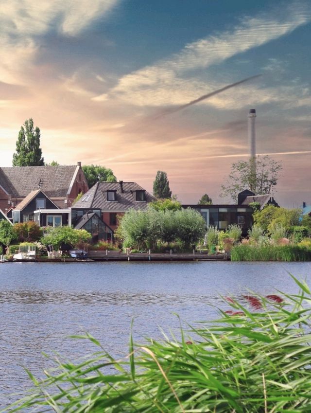 A cute fishing village