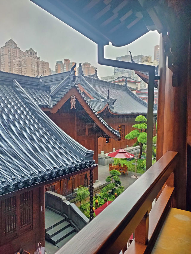  海上禪林──指月‧玉佛禪寺