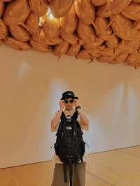 POLA美術館　「フィリップ・パレーノ この場所、あの空」