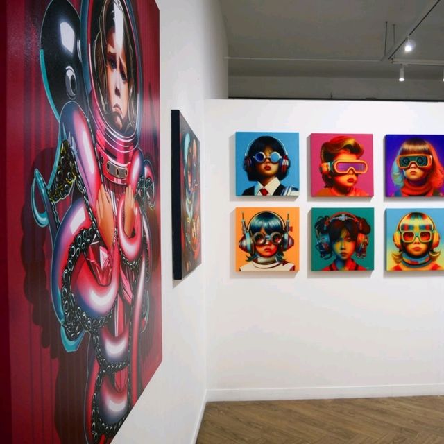 ไปดูนิทรรศการ Retro Futuristic Art แบบล้ำๆ กัน