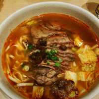 Lon Men's Noodle House