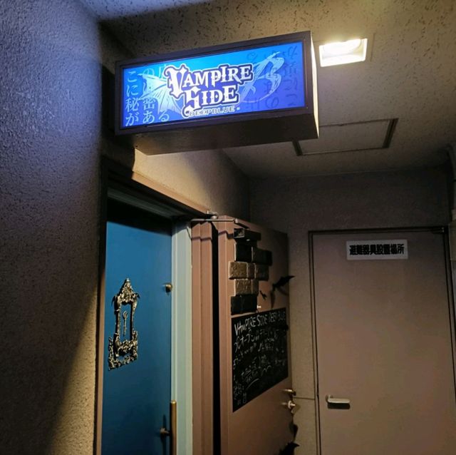 大阪宗右衛門町✨Cafe&BAR ヴァンパイアサイド -DEEP BLUE-