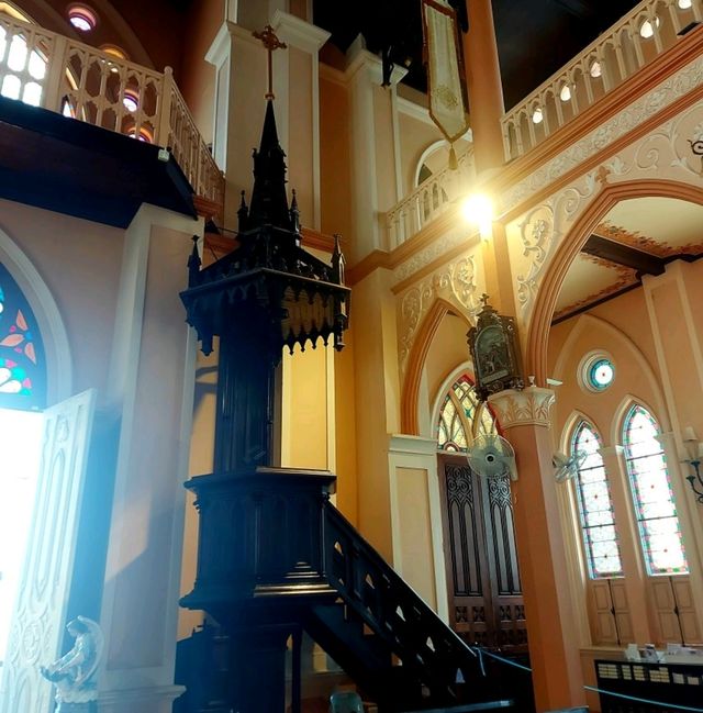 โบสถ์สวยแห่งเมืองจันทบุรี