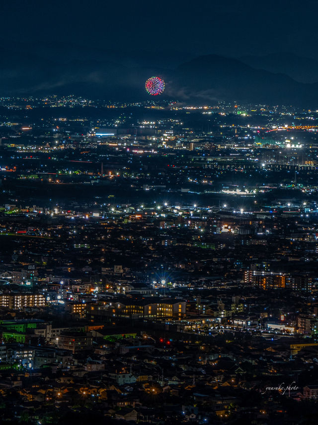 秋の連休はここに決まり！！夜景スポット奈良県1番💫若草山展望台 3箇所花火大会が一気に見れる！
