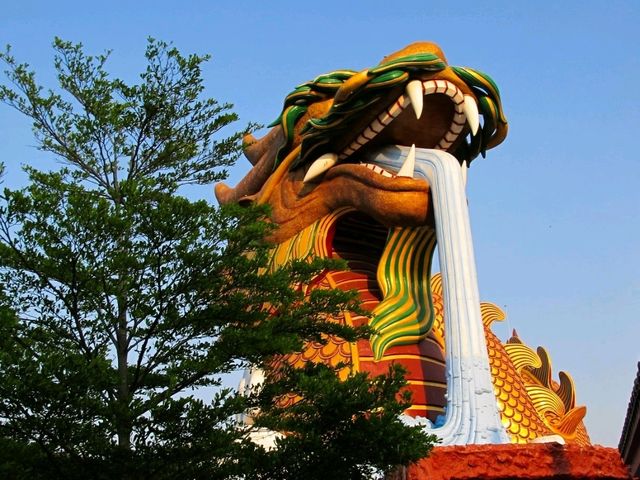 อุทยานมังกรสวรรค์ Landmark ที่ต้องไป Check - In 
