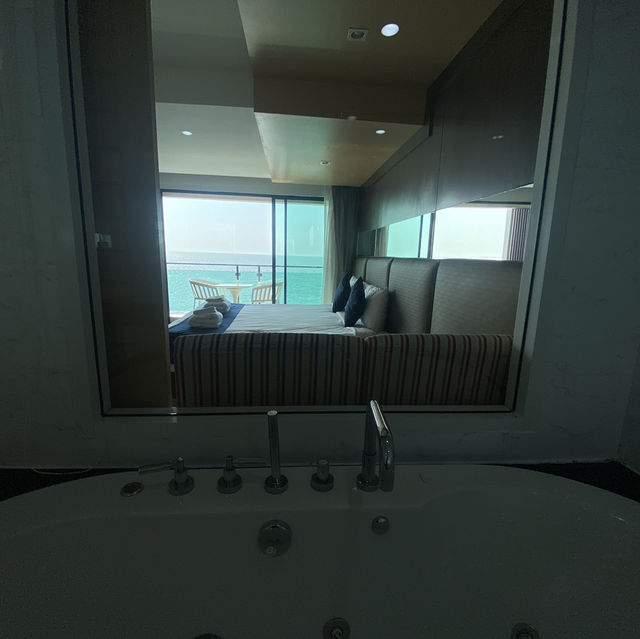Golden Dragon Beach-โรงแรมโกลเด้นดราก้อนบีชรีสอร์ท