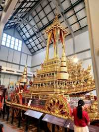 เยี่ยมชมโรงราชรถสุดอลังกาล