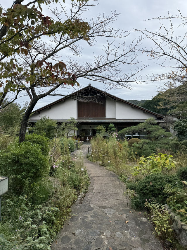 山のなかにポツン！贅沢ランチができるお店