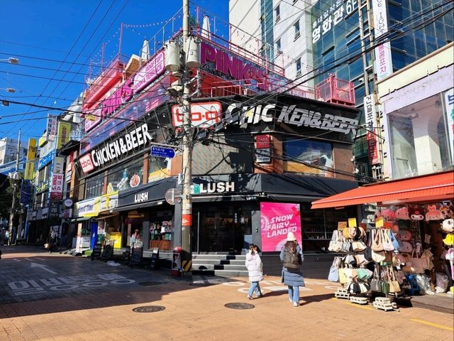 【弘大ショッピング通り:ソウル,韓国】若者が集まるショッピング通り♪
