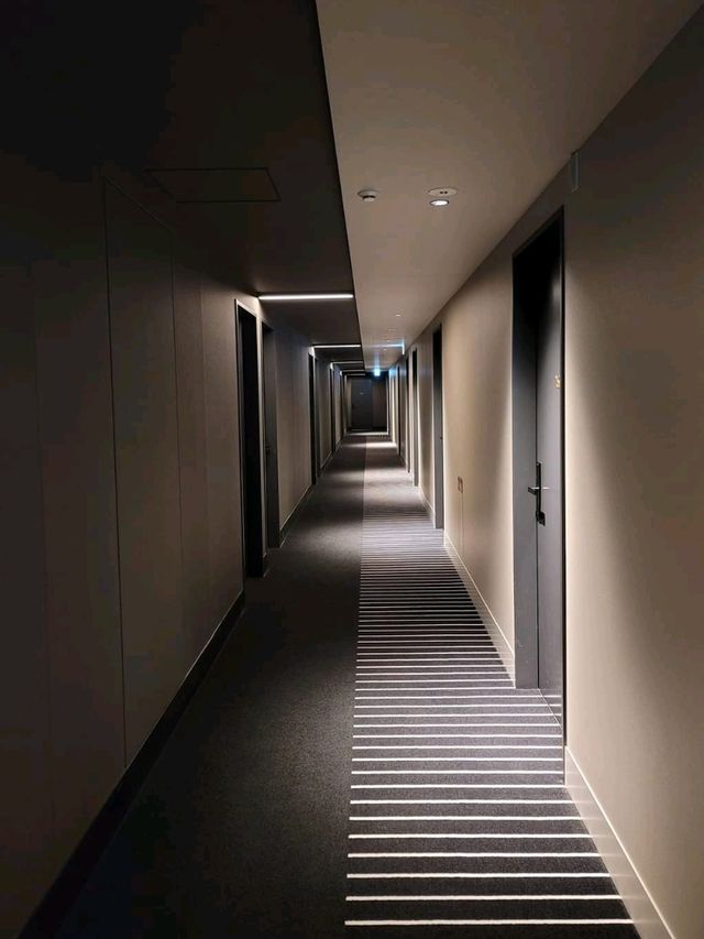 「Crosslife博多天神酒店：時尚設計有温泉，豐富早餐」