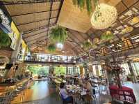 “โอ​ยั๊วะ​เมืองโบราณ​” ร้านอาหารบางปู