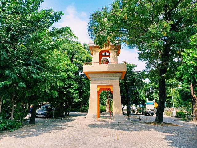曼谷寺廟景點：Wat Phra Si Mahathat Woramahawihan瑪哈泰寺，適合休息發呆拍照📸打卡