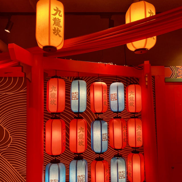 旺角古色古香的宮廷風重慶麻辣火鍋｜九龍坎麻辣火鍋