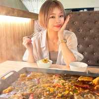 像藝廊一樣的烤魚餐廳？！美味又有沙發座位