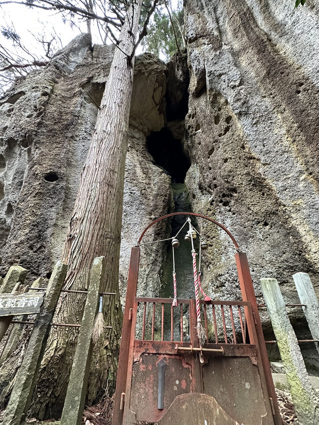 【東北×山形】 神秘的な雰囲気が漂う  隠れたパワースポットと驚きの鳥居