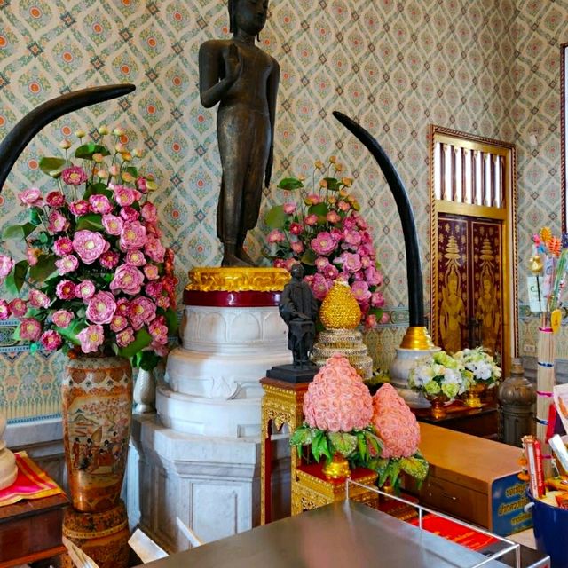 THE GOLDEN BUDDHA.
